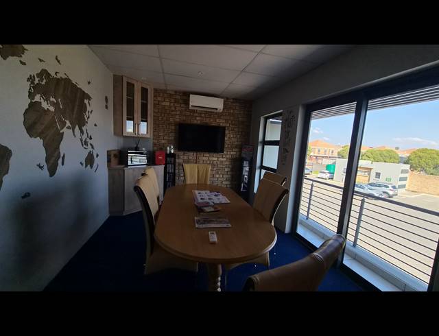 417M² WAREHOUSE TO LET IN BARTLETT